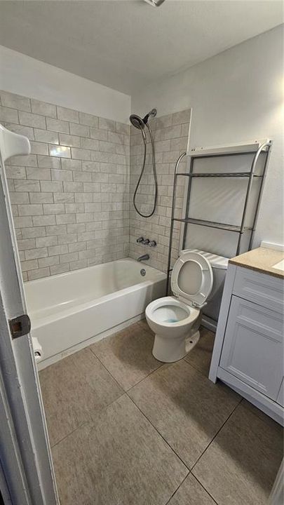 En Renta: $1,950 (2 camas, 2 baños, 1037 Pies cuadrados)