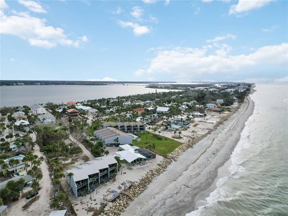 待售: $424,900 (2 贝兹, 2 浴室, 1046 平方英尺)