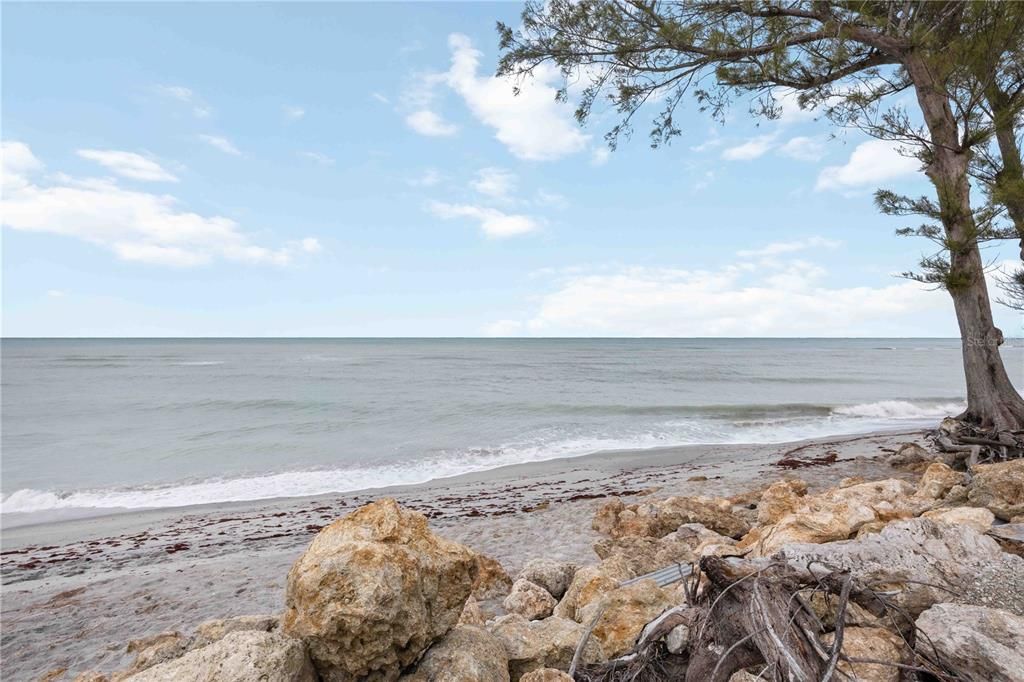 待售: $424,900 (2 贝兹, 2 浴室, 1046 平方英尺)