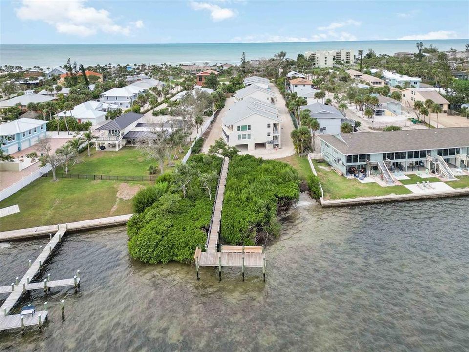 待售: $424,900 (2 贝兹, 2 浴室, 1046 平方英尺)