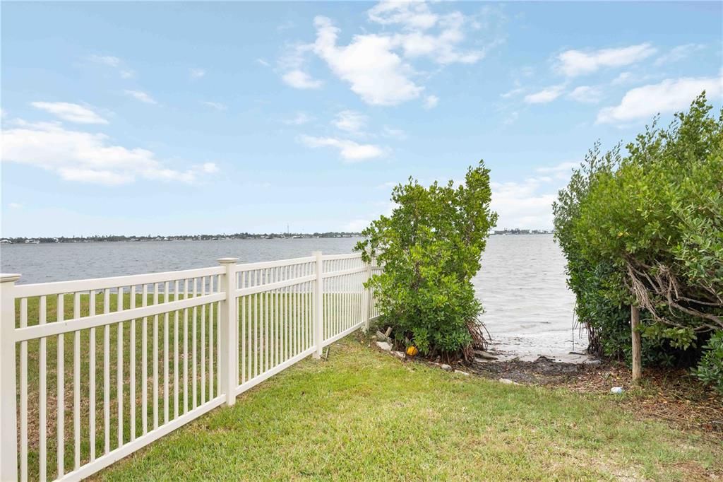 待售: $424,900 (2 贝兹, 2 浴室, 1046 平方英尺)