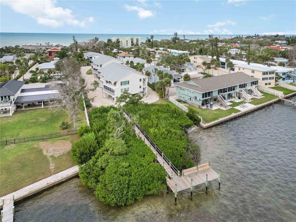 待售: $424,900 (2 贝兹, 2 浴室, 1046 平方英尺)