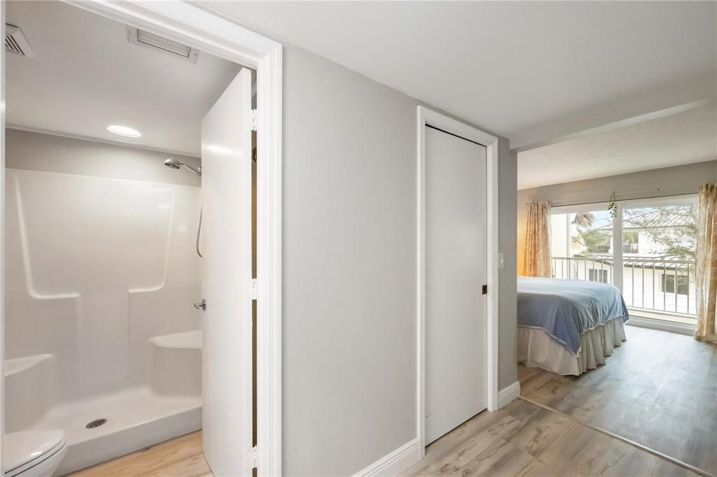 待售: $424,900 (2 贝兹, 2 浴室, 1046 平方英尺)