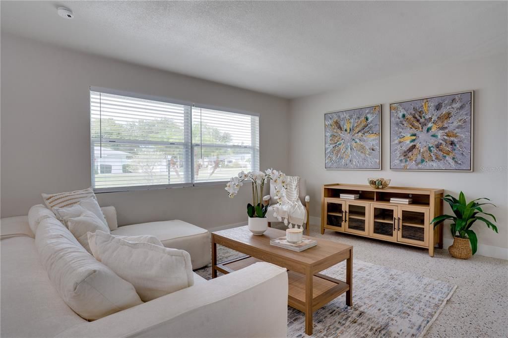 待售: $439,000 (3 贝兹, 3 浴室, 1264 平方英尺)