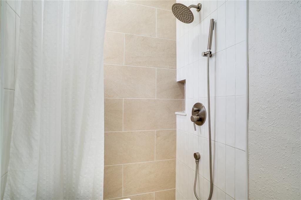 待售: $439,000 (3 贝兹, 3 浴室, 1264 平方英尺)