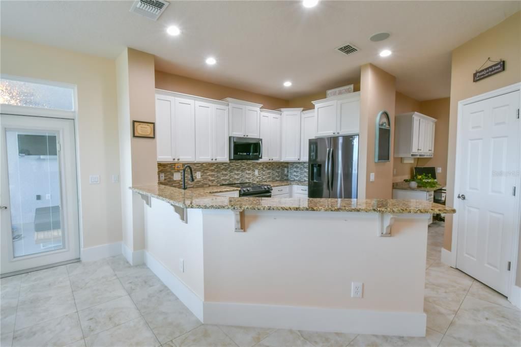 На продажу: $529,950 (3 спален, 3 ванн, 2252 Квадратных фут)