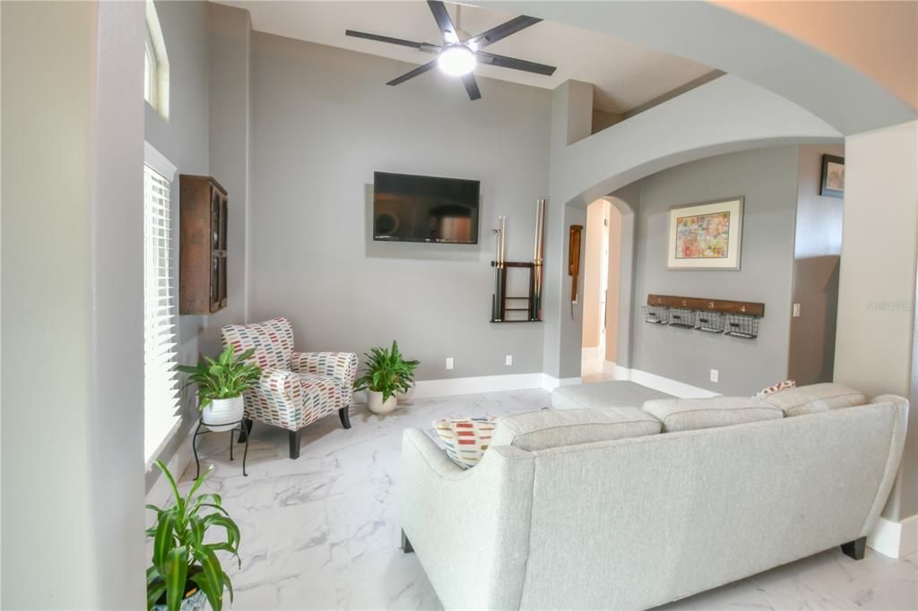 На продажу: $529,950 (3 спален, 3 ванн, 2252 Квадратных фут)