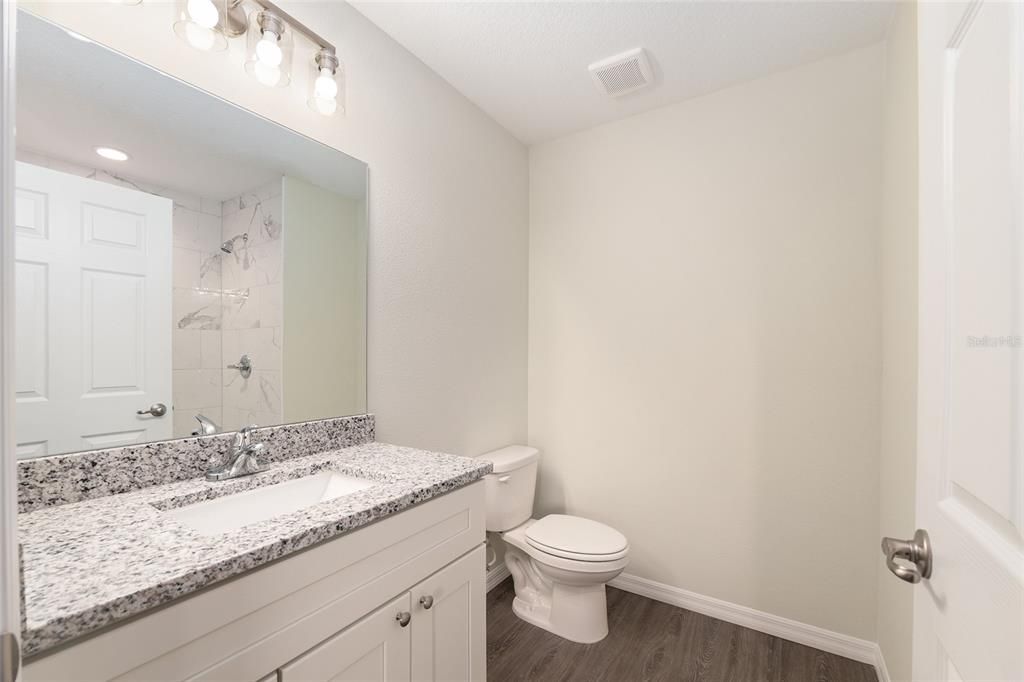 Active With Contract: $368,900 (3 beds, 2 baths, 1250 Square Feet)