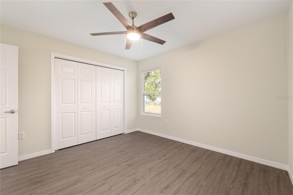 Active With Contract: $368,900 (3 beds, 2 baths, 1250 Square Feet)