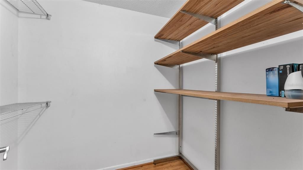 En Venta: $334,000 (3 camas, 2 baños, 1695 Pies cuadrados)