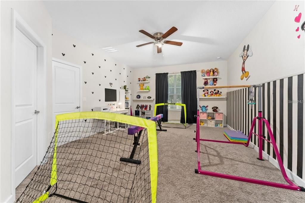 出租: $3,150 (4 贝兹, 3 浴室, 2476 平方英尺)