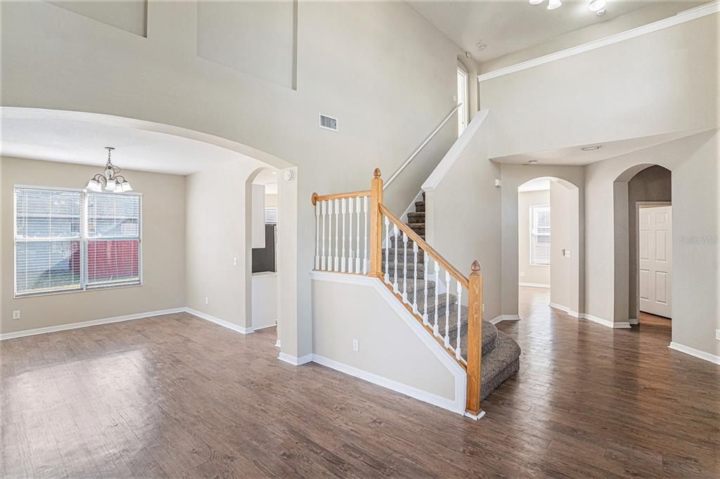 For Rent: $3,200 (4 beds, 2 baths, 2573 Square Feet)