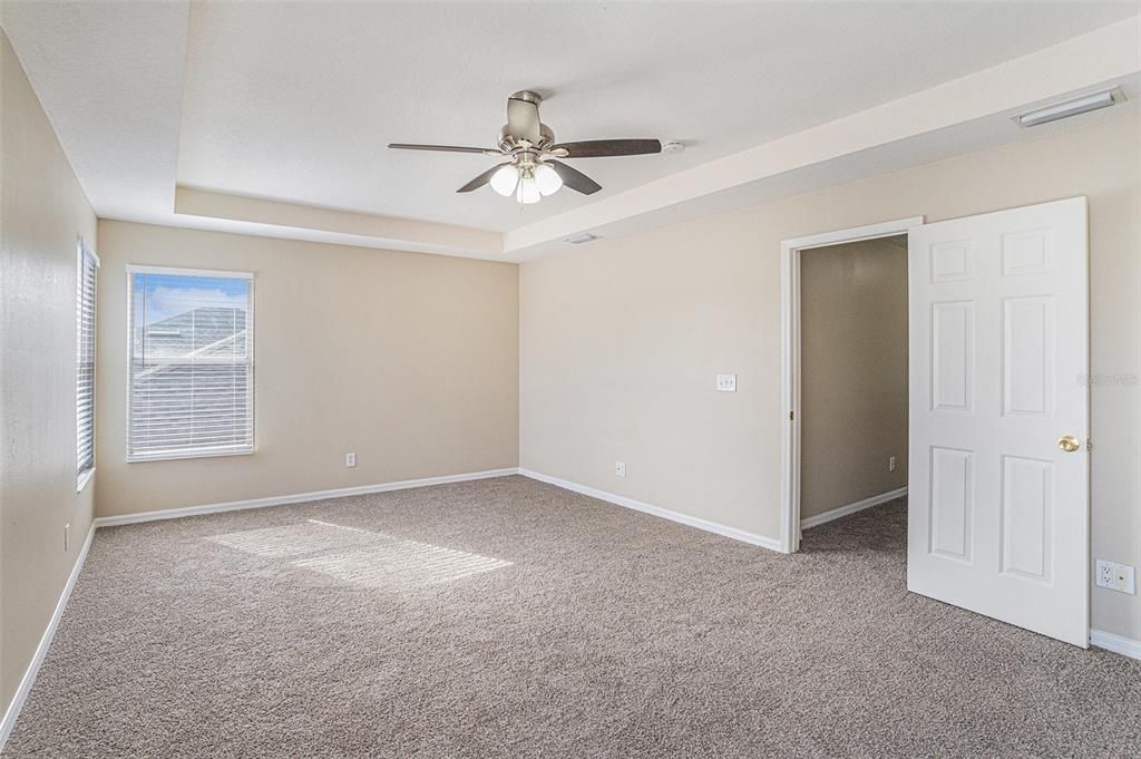 For Rent: $3,200 (4 beds, 2 baths, 2573 Square Feet)