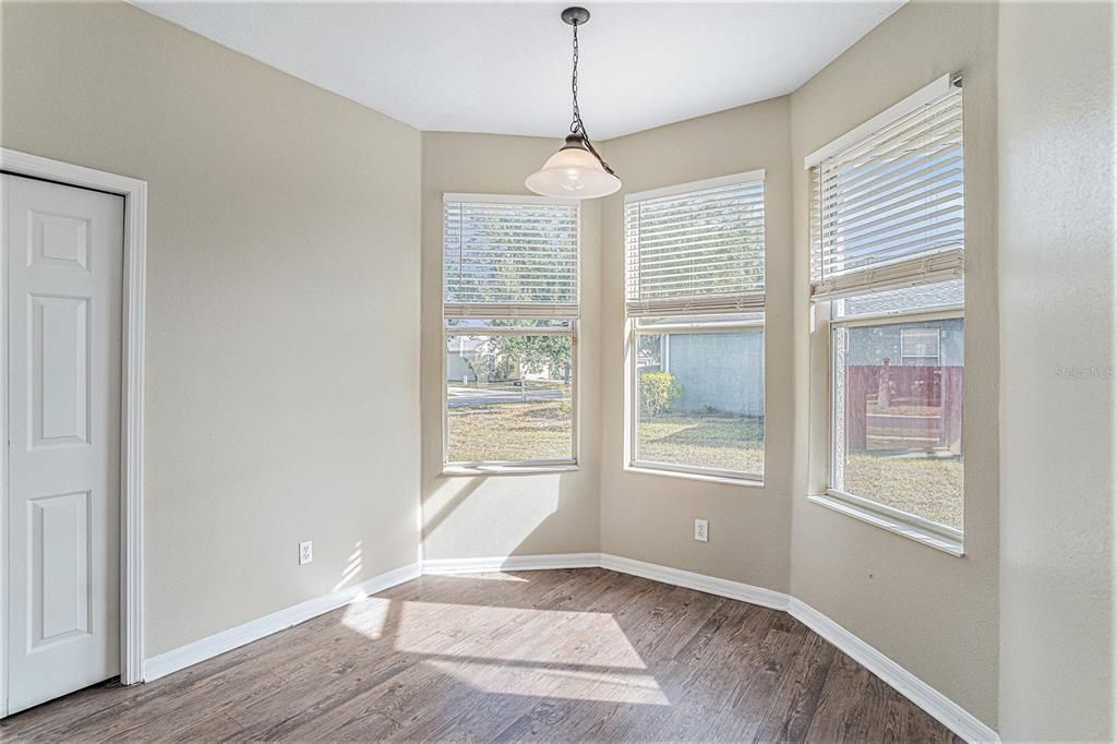 For Rent: $3,200 (4 beds, 2 baths, 2573 Square Feet)