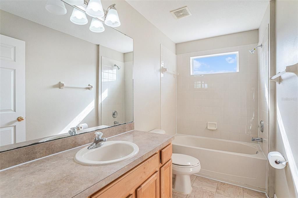 For Rent: $3,200 (4 beds, 2 baths, 2573 Square Feet)