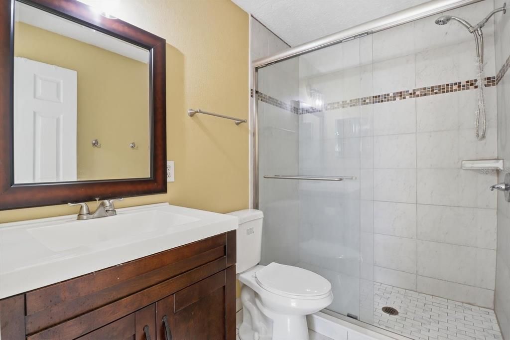 For Sale: $245,000 (3 beds, 2 baths, 1197 Square Feet)