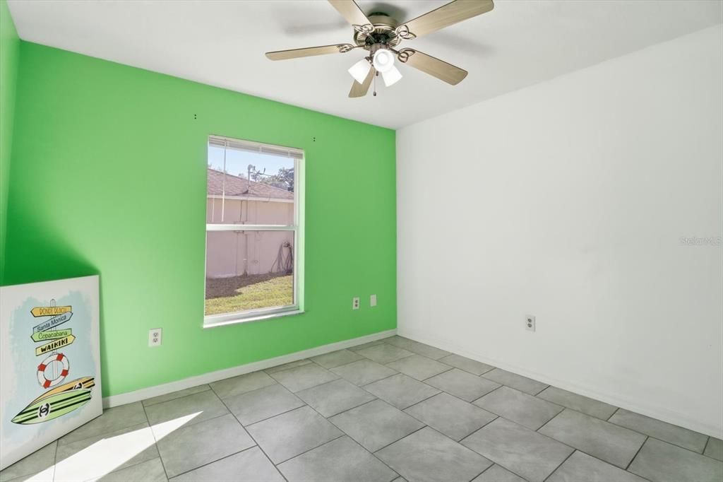 For Sale: $245,000 (3 beds, 2 baths, 1197 Square Feet)