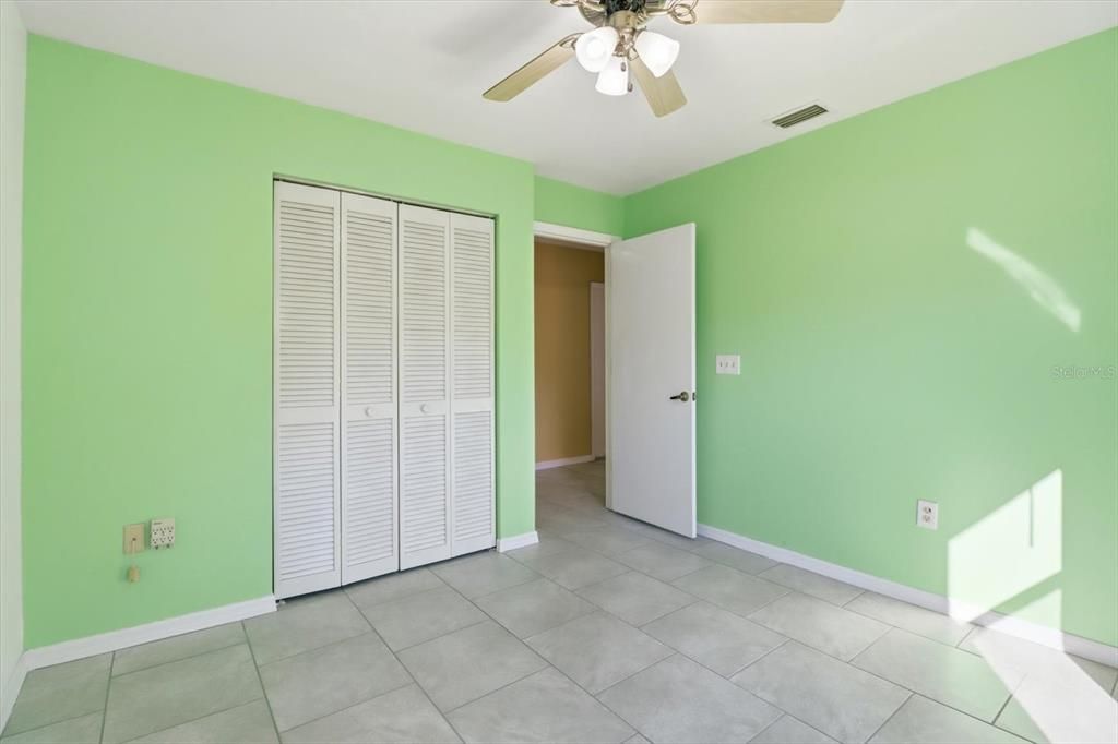 For Sale: $245,000 (3 beds, 2 baths, 1197 Square Feet)