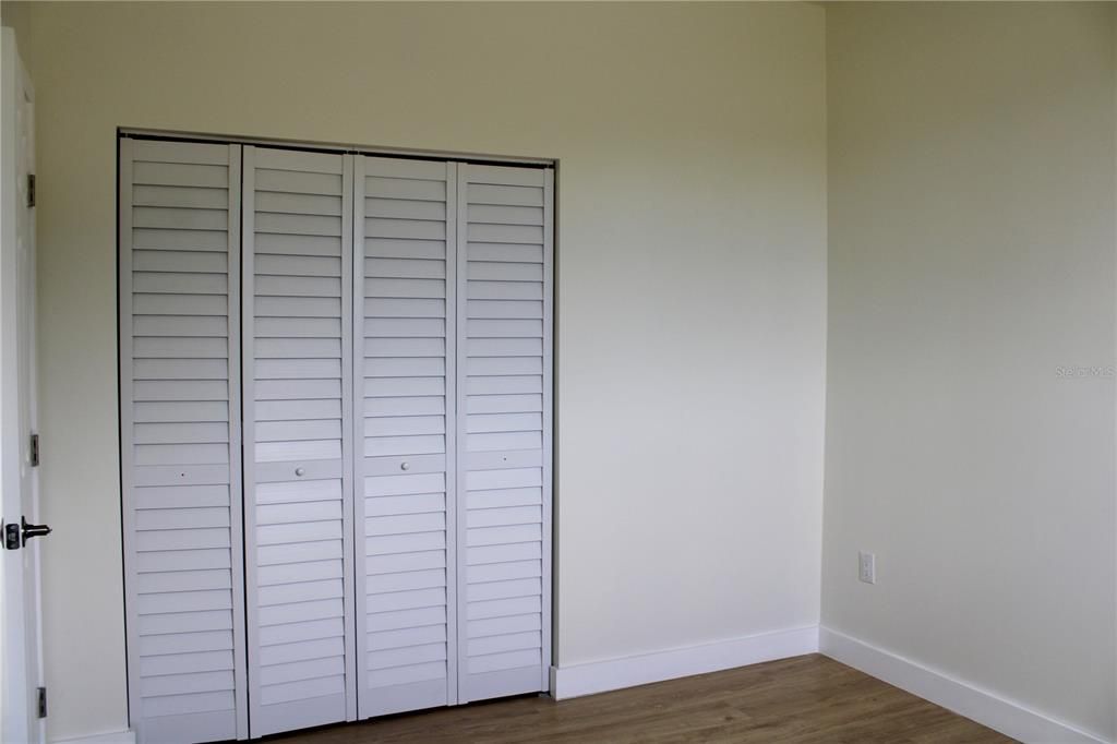 En Venta: $502,000 (5 camas, 3 baños, 2467 Pies cuadrados)