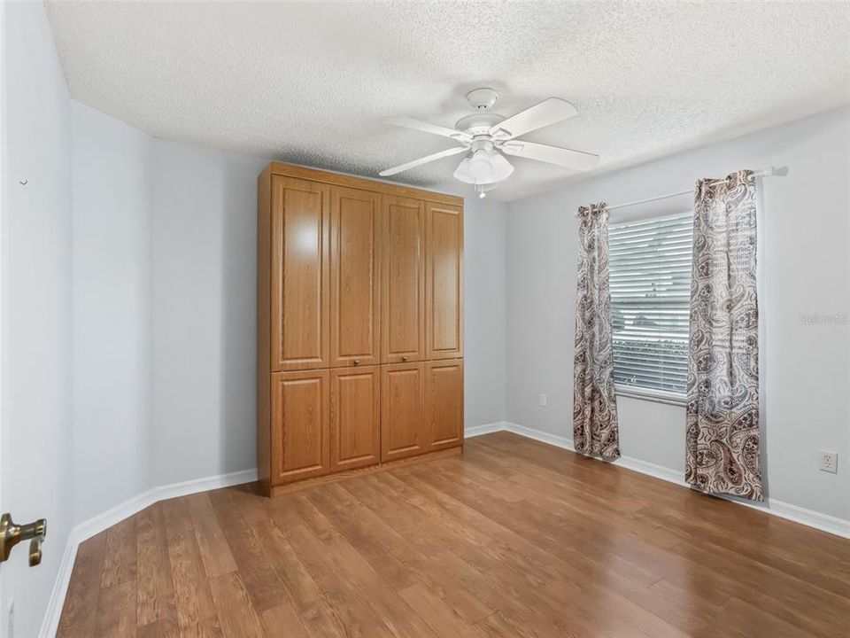 For Sale: $499,900 (3 beds, 2 baths, 1967 Square Feet)