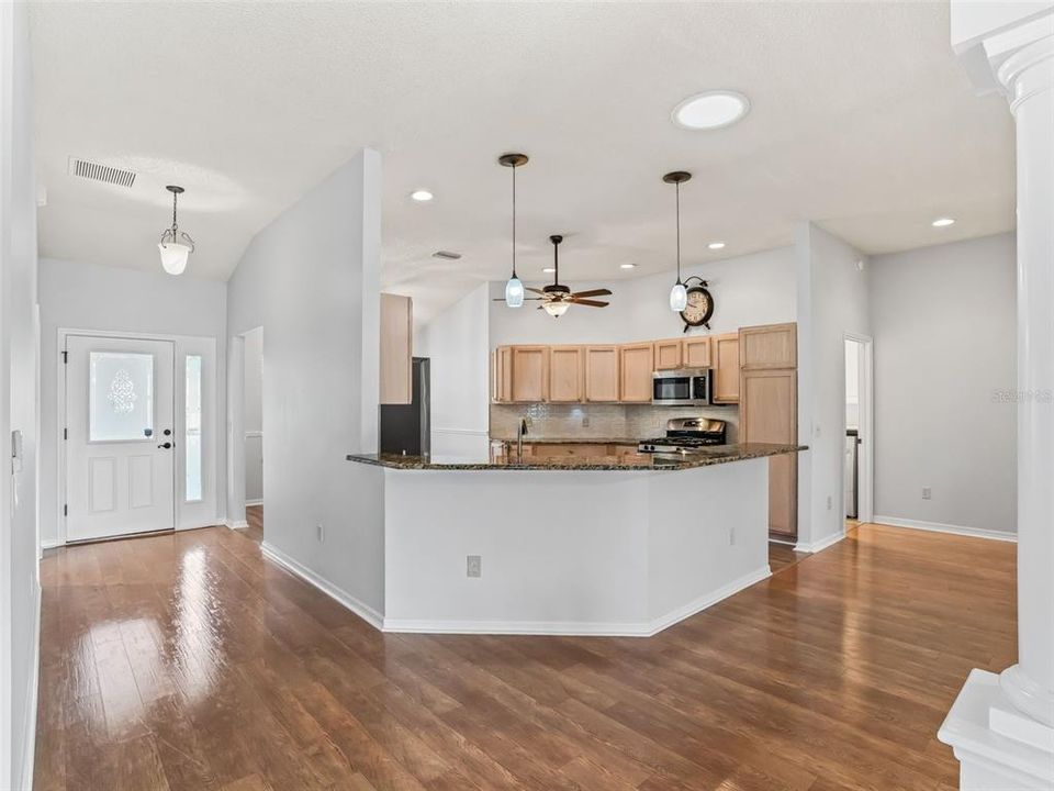 For Sale: $499,900 (3 beds, 2 baths, 1967 Square Feet)