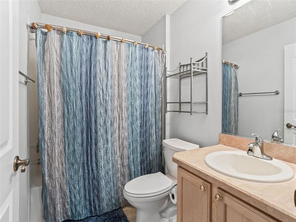 For Sale: $499,900 (3 beds, 2 baths, 1967 Square Feet)