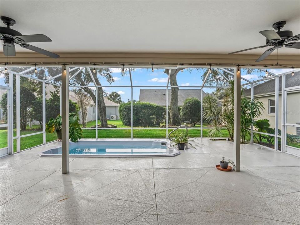 For Sale: $499,900 (3 beds, 2 baths, 1967 Square Feet)