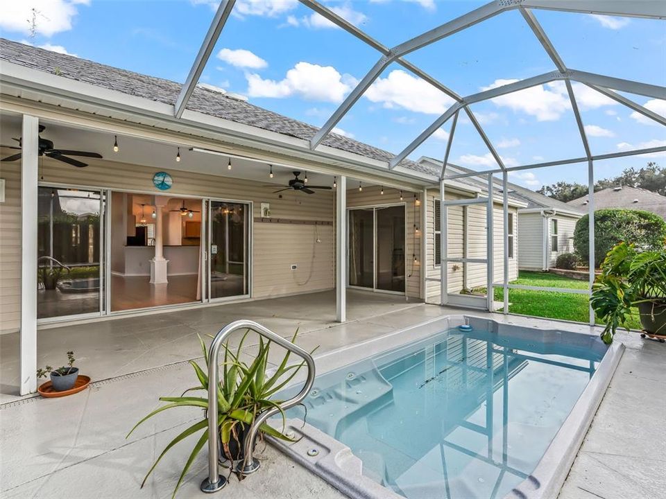 For Sale: $499,900 (3 beds, 2 baths, 1967 Square Feet)