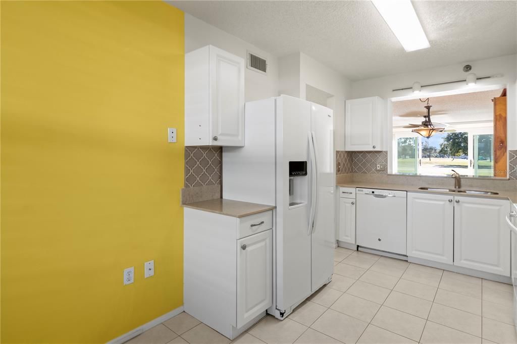 待售: $169,900 (1 贝兹, 2 浴室, 1020 平方英尺)