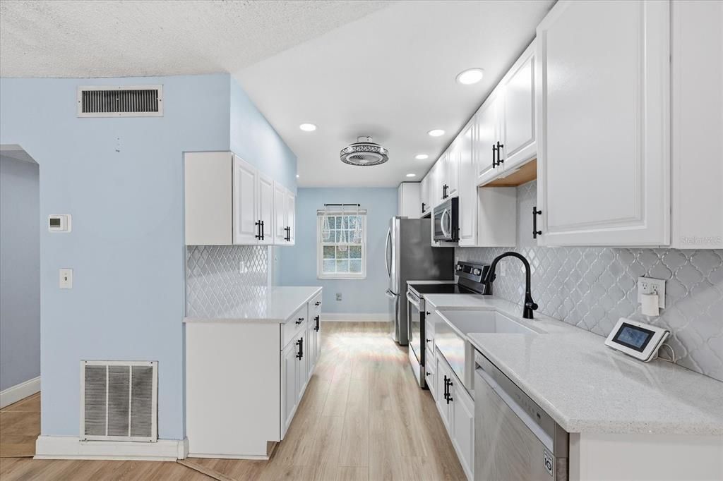 En Venta: $195,000 (2 camas, 2 baños, 1140 Pies cuadrados)