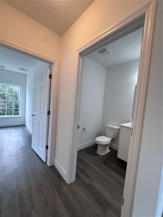 For Sale: $279,900 (3 beds, 2 baths, 1663 Square Feet)