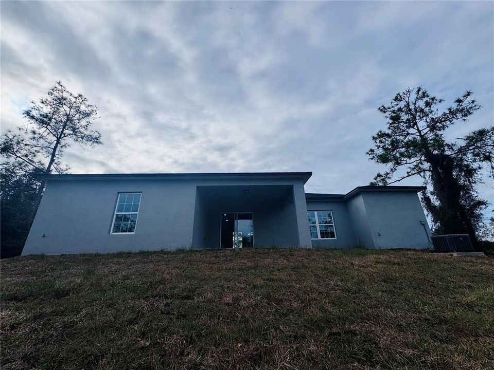 For Sale: $279,900 (3 beds, 2 baths, 1663 Square Feet)