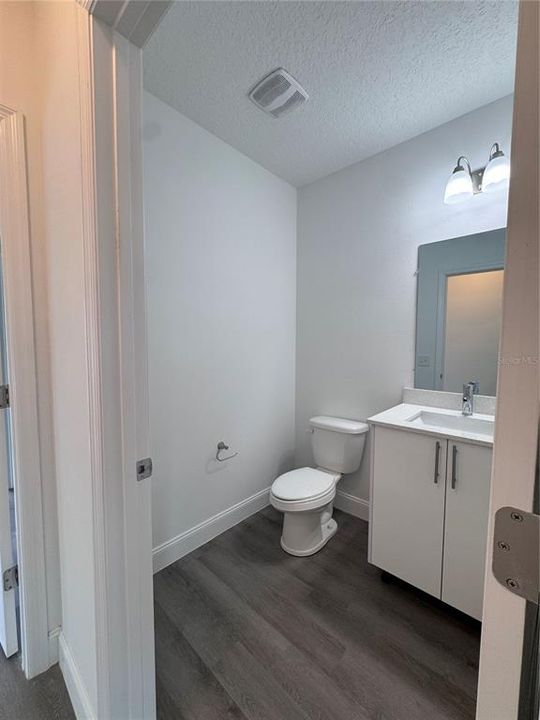 For Sale: $279,900 (3 beds, 2 baths, 1663 Square Feet)