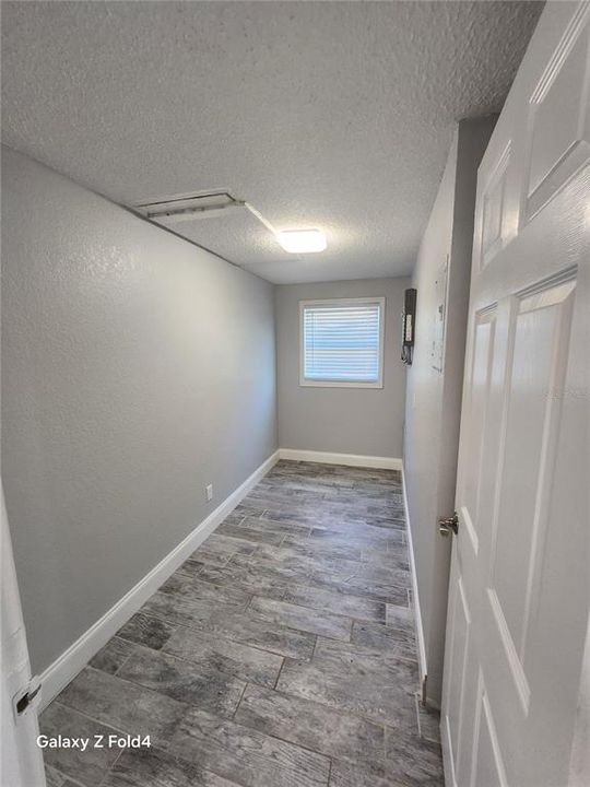 В аренду: $1,250 (2 спален, 1 ванн, 850 Квадратных фут)