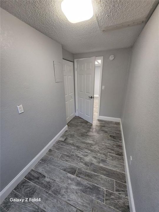 В аренду: $1,250 (2 спален, 1 ванн, 850 Квадратных фут)