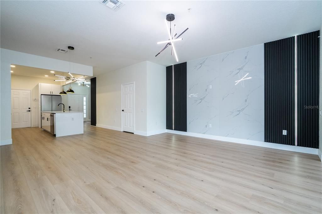 For Sale: $429,900 (2 beds, 2 baths, 1540 Square Feet)