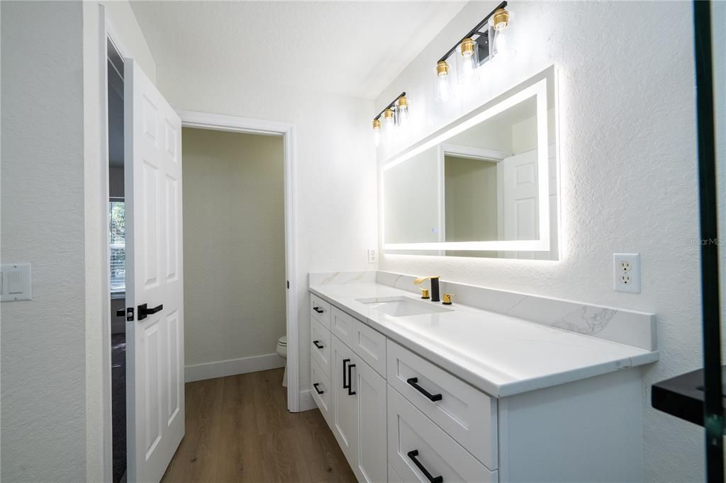 For Sale: $429,900 (2 beds, 2 baths, 1540 Square Feet)