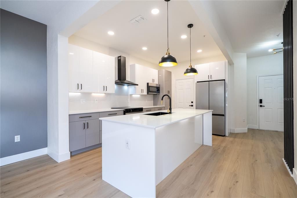 For Sale: $429,900 (2 beds, 2 baths, 1540 Square Feet)