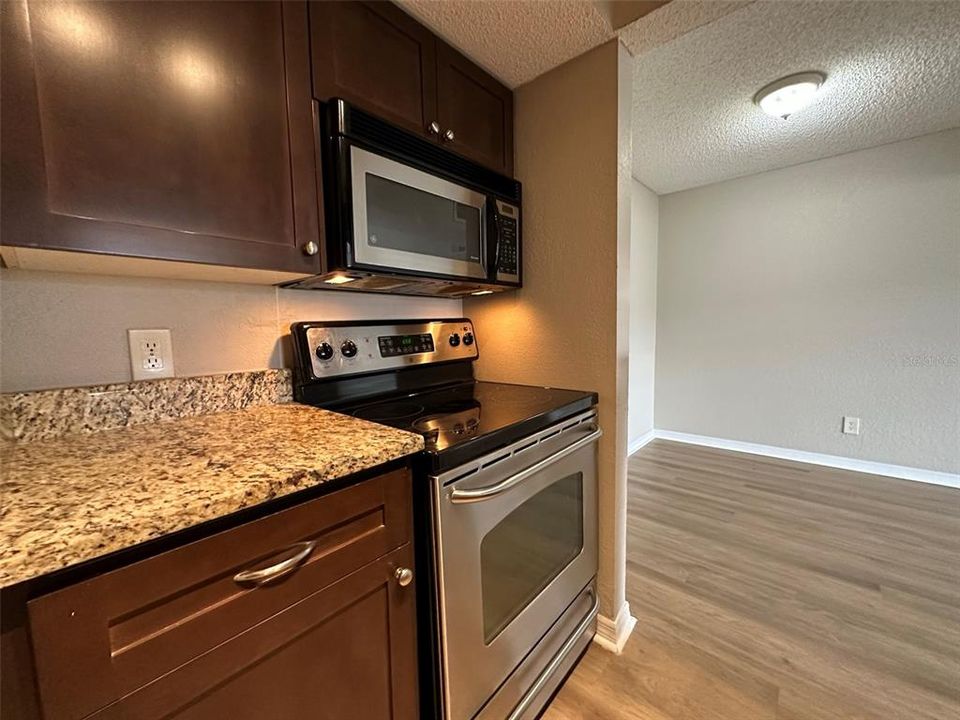 En Renta: $1,400 (1 camas, 1 baños, 642 Pies cuadrados)