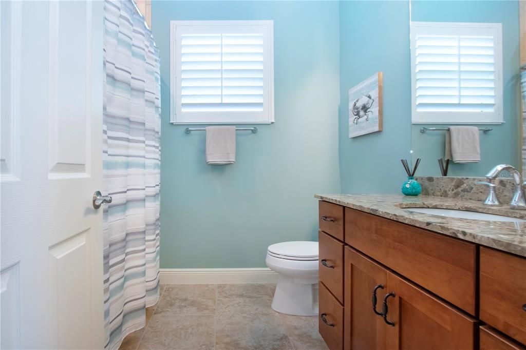 待售: $725,000 (3 贝兹, 2 浴室, 2296 平方英尺)