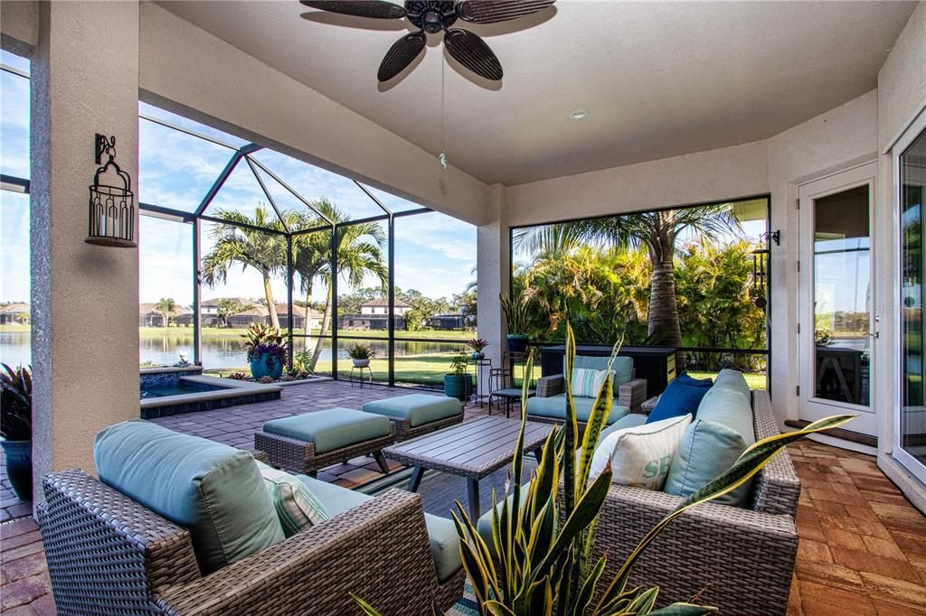 待售: $725,000 (3 贝兹, 2 浴室, 2296 平方英尺)