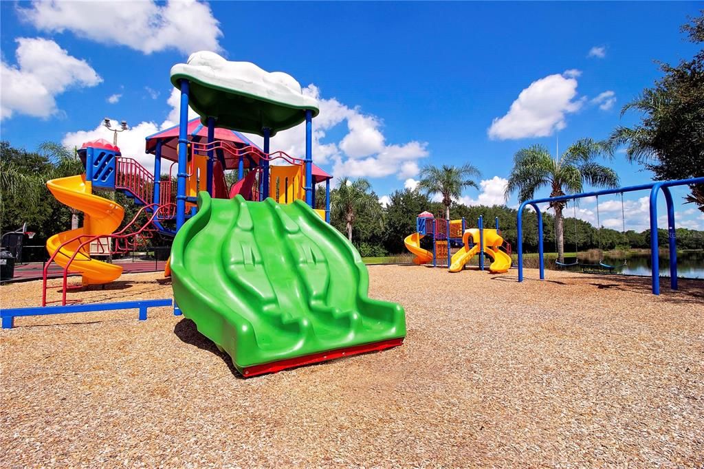 待售: $725,000 (3 贝兹, 2 浴室, 2296 平方英尺)