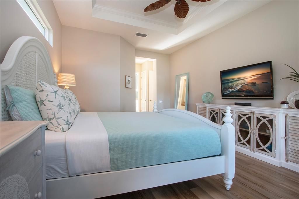 待售: $725,000 (3 贝兹, 2 浴室, 2296 平方英尺)