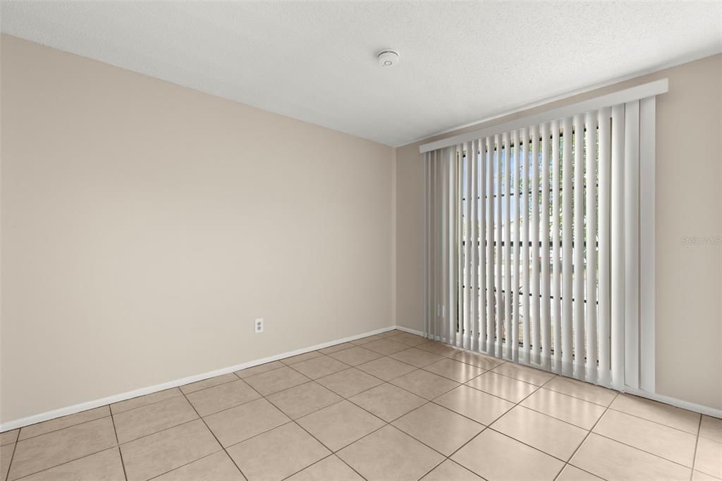 For Sale: $335,000 (3 beds, 2 baths, 1158 Square Feet)