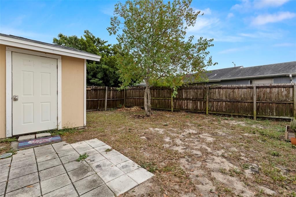 For Sale: $335,000 (3 beds, 2 baths, 1158 Square Feet)