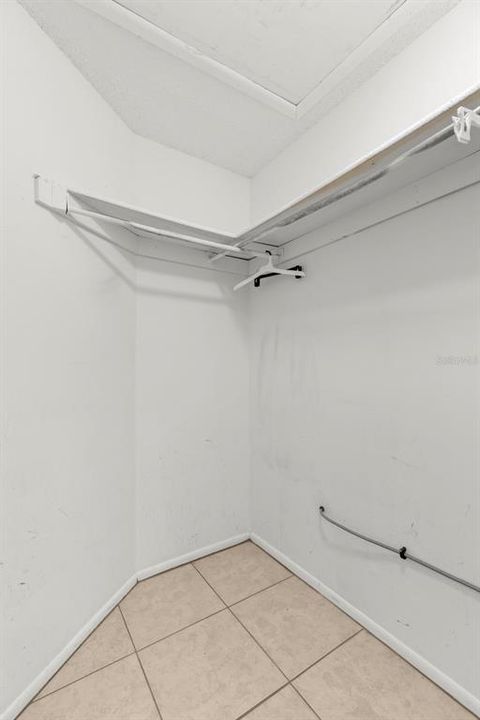 For Sale: $335,000 (3 beds, 2 baths, 1158 Square Feet)