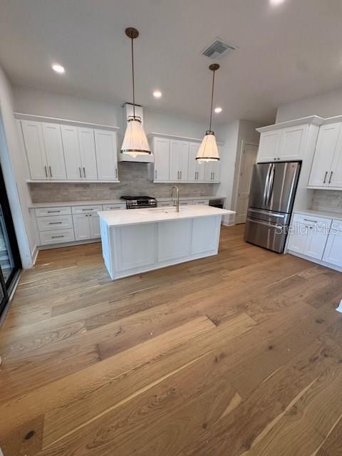 На продажу: $1,429,000 (4 спален, 4 ванн, 3016 Квадратных фут)