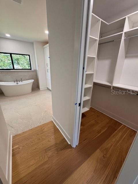 На продажу: $1,429,000 (4 спален, 4 ванн, 3016 Квадратных фут)