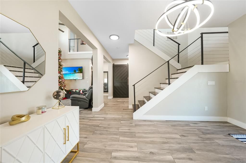 En Venta: $599,000 (4 camas, 3 baños, 3112 Pies cuadrados)