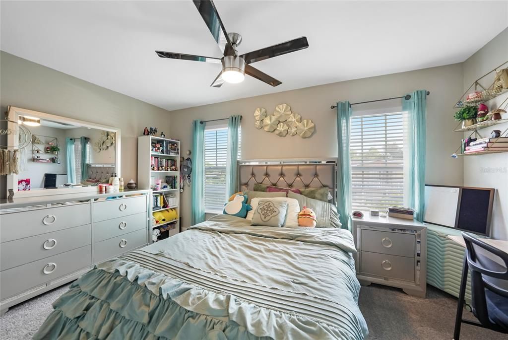 En Venta: $599,000 (4 camas, 3 baños, 3112 Pies cuadrados)